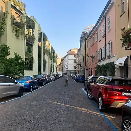 La Violetta Di *